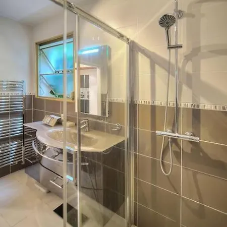 Rocher Saint Georges Spacieux 3p Jardin Piscine Appartement Cannes