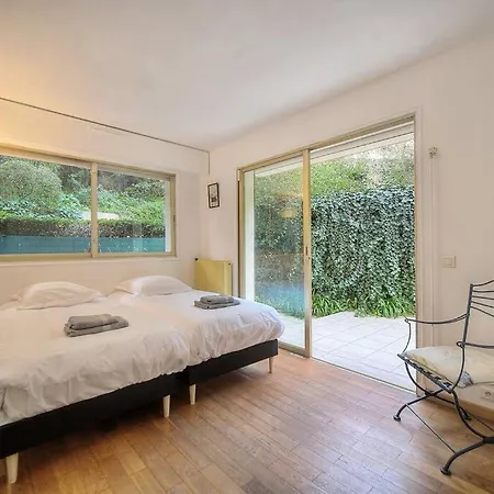 Appartement Rocher Saint Georges Spacieux 3p Jardin Piscine *